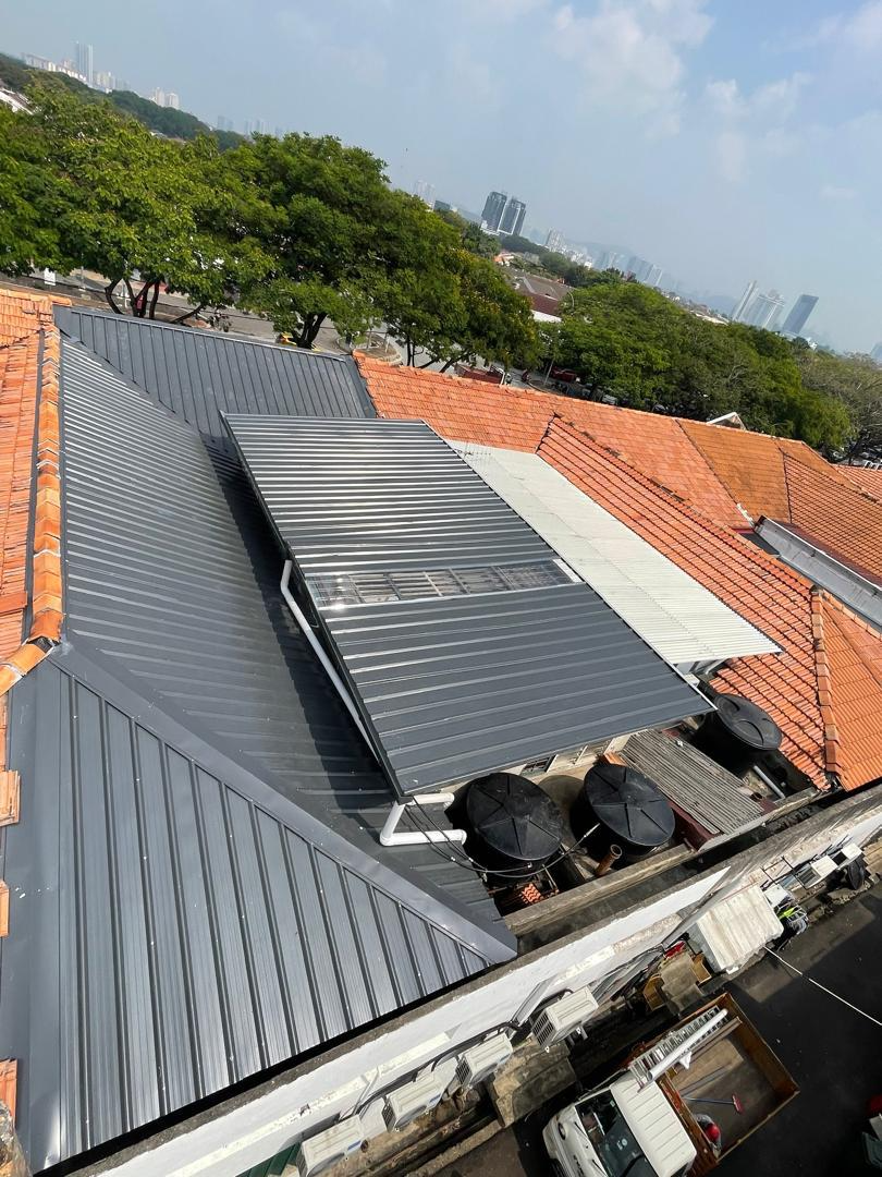 Metal roofing installation